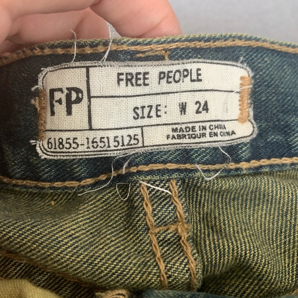 Free People Distressed Demin Lace - Picture 4 of 7